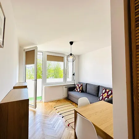 Nw W Falowcu דירה *