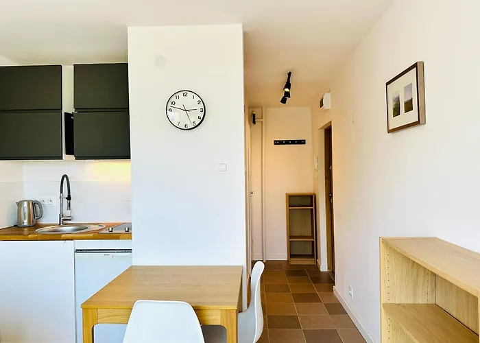 Nw W Falowcu Daire *